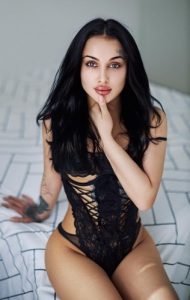 bakirkoy kapali giyinen fantezili escort